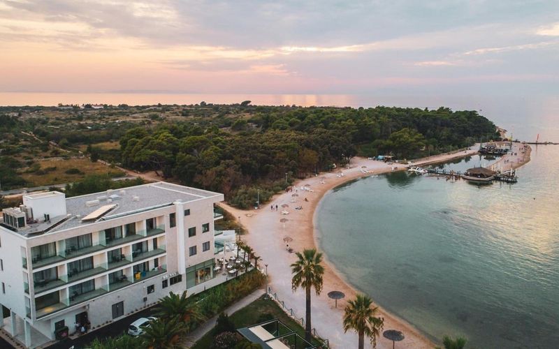 Kaneo Beach Hotel, Novalja